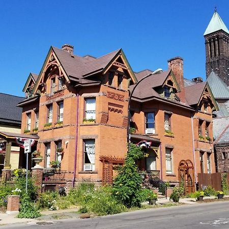 Buffalo Harmony House Exterior photo